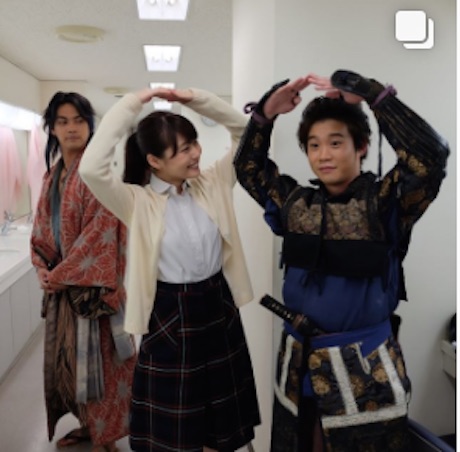 <div class="linkcard"><div class="lkc-internal-wrap"><a class="no_icon" href="https://usako.mixh.jp/2017/arasuji/story25/"><div class="lkc-card"><div class="lkc-info"><span class="lkc-domain"><img class="lkc-favicon" src="https://usako.mixh.jp/wp-content/uploads/2017/06/cropped-wafuku3-32x32.jpg" alt="" width=16 height=16 />&nbsp;大河ドラマclub</span>&nbsp;<span class="lkc-share"></span></div><div class="lkc-content"><span class="lkc-thumbnail"><img class="lkc-thumbnail-img" src="https://usako.mixh.jp/wp-content/uploads/2017/06/スクリーンショット-2017-06-23-21.50.00.jpg" alt="" /></span><span class="lkc-title">「直虎」第25回あらすじ！俺の手は冷た家老！ネタバレあり</span><div class="lkc-url"><cite>https://usako.mixh.jp/2017/arasuji/story25/</cite></div><div class="lkc-excerpt"> ©NHK今回はまた、とんでもない問題が発生しますが、あの人が窮地を救ってくれます！場所は井伊、気賀、駿府と移動します。龍雲丸とその仲間たちも出演します！&nbsp;前回（第24回）のお話をサラッとおさらい ©NHK今川から、新野家の三女の桜に庵原家の嫡男 朝昌との...</div></div><div class="clear"></div></div></a></div></div>